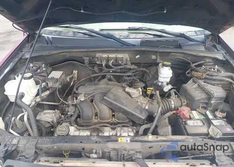 2008 Ford Escape Xlt z USA, uszkodzony, nr VIN 1FMCU03168KA88229